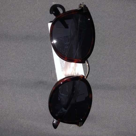 Sunglasses - Picture 3 of 3